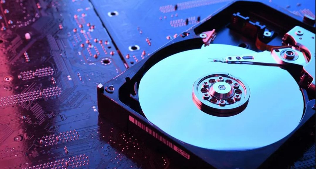 A DEEP DIVE INTO THE WORLD OF HDD (HARD DISK DRIVE): HISTORY, INNOVATIONS, TECHNICAL ASPECTS, ALL TYPES OF HDDS, EVERYTHING ABOUT HDD